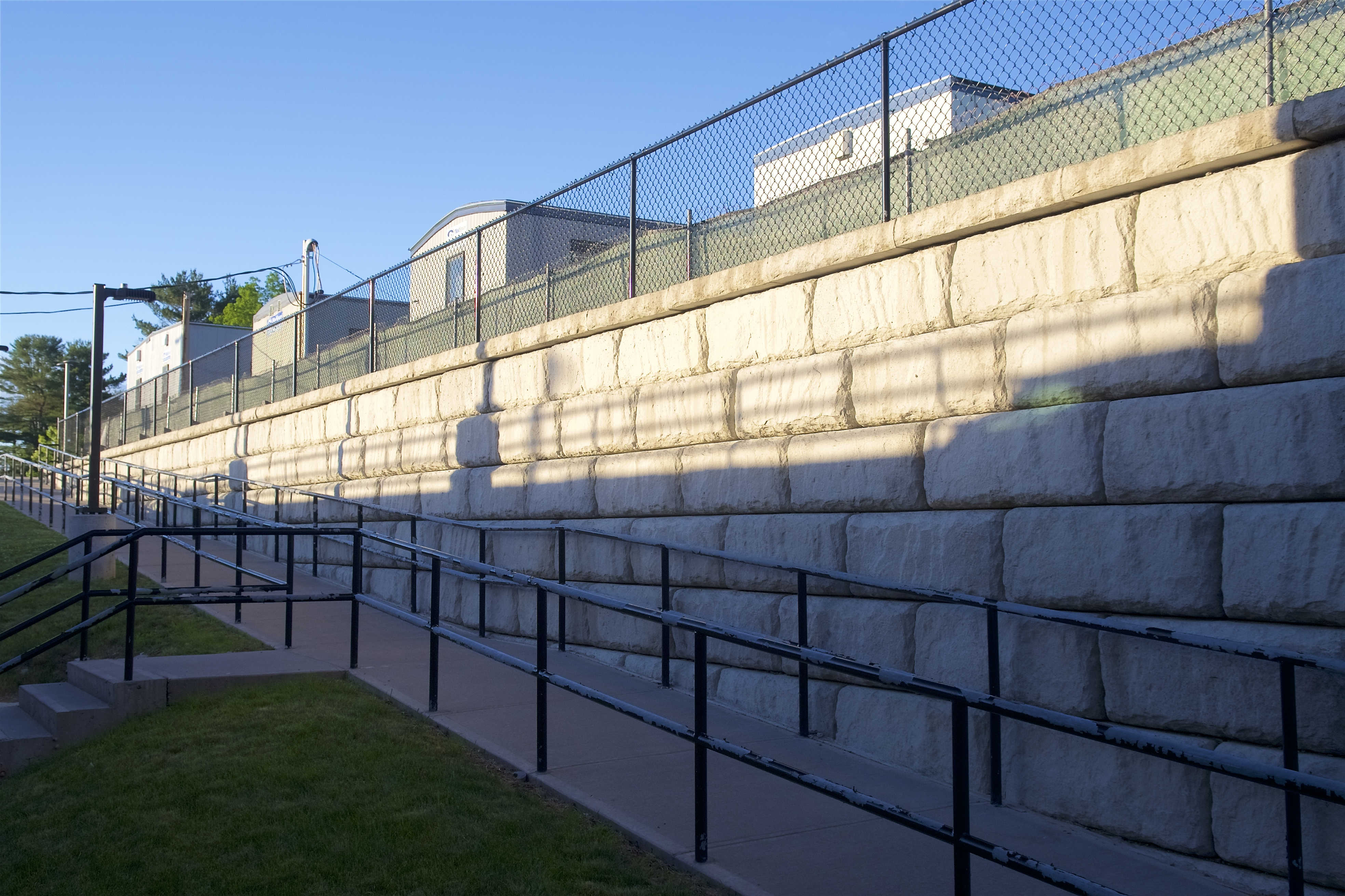 Retaining Wall Systems & Concrete Blocks | NY & NJ | Mid Hudson Concrete